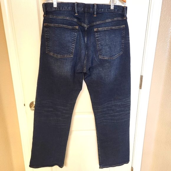 GAP Relaxed Fit Jeans - 36 × 34 - Picture 3 of 7